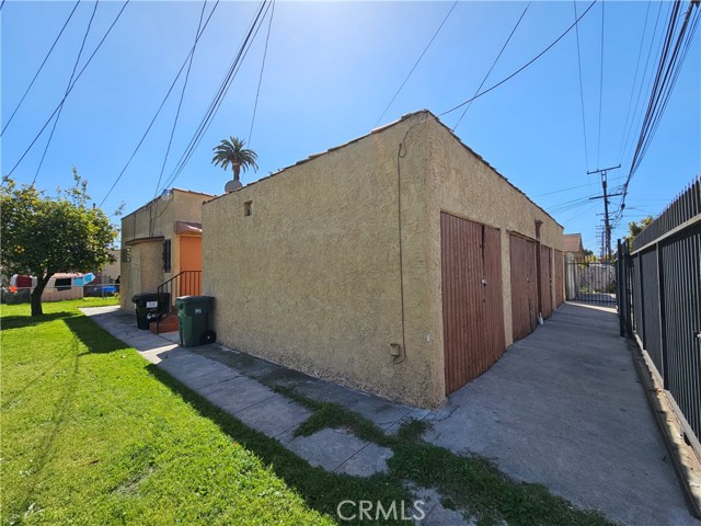 Detail Gallery Image 9 of 9 For 6401 Converse Ave, Los Angeles,  CA 90001 - – Beds | – Baths