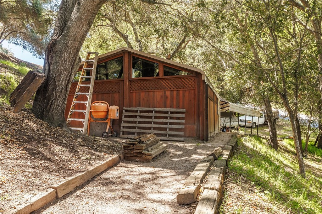 2015 Alturas Road