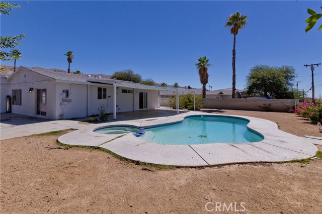 66591 Yucca Drive, Desert Hot Springs CA: https://media.crmls.org/medias/e5630ab7-1d0f-4698-97c8-de0608e93bba.jpg