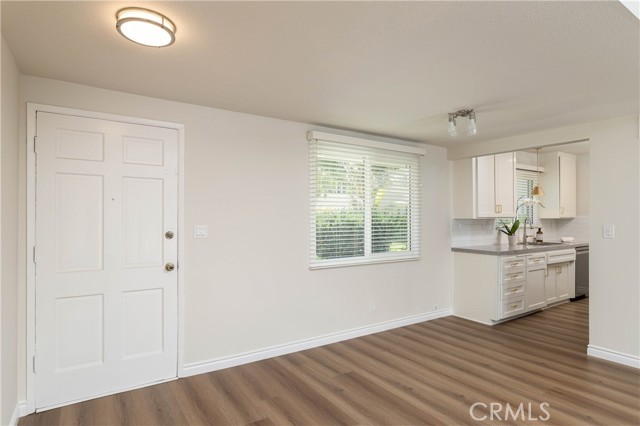 Detail Gallery Image 2 of 20 For 1741 Tustin Ave 10c,  Costa Mesa,  CA 92627 - 2 Beds | 2 Baths