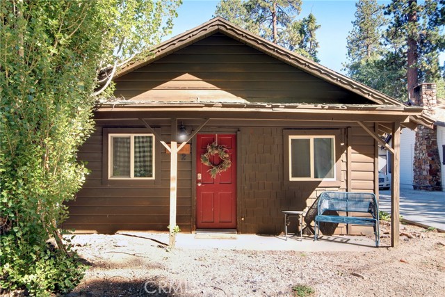 986 Cameron Drive, Big Bear Lake, California 92315, 4 Bedrooms Bedrooms, ,1 BathroomBathrooms,Residential,For Sale,986 Cameron Drive,CRPW23007807