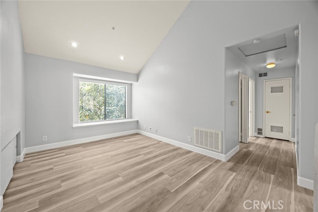 Detail Gallery Image 13 of 29 For 319 California St #F,  Arcadia,  CA 91006 - 3 Beds | 2/1 Baths