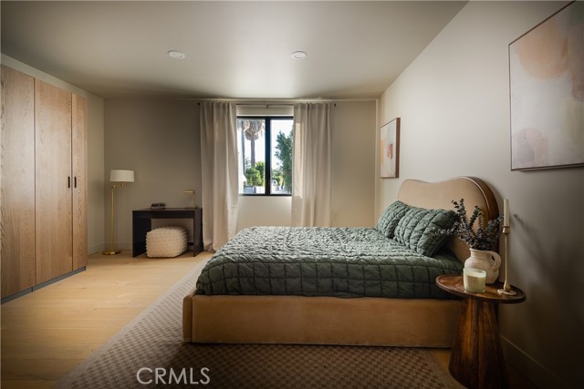 Detail Gallery Image 40 of 64 For 15719 Hartsook, Encino,  CA 91436 - 4 Beds | 4/1 Baths