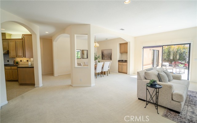 Detail Gallery Image 9 of 33 For 570 Jenny Pl, Arroyo Grande,  CA 93420 - 3 Beds | 2/1 Baths