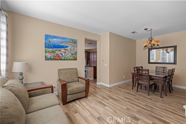 Detail Gallery Image 5 of 64 For 28381 Mirabelle Ln, Saugus,  CA 91350 - 3 Beds | 3 Baths