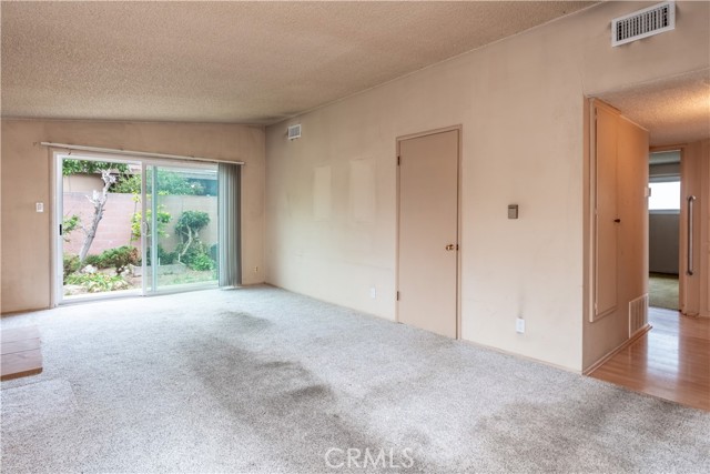 Detail Gallery Image 7 of 24 For 16928 S Raymond Pl, Gardena,  CA 90247 - 3 Beds | 2 Baths