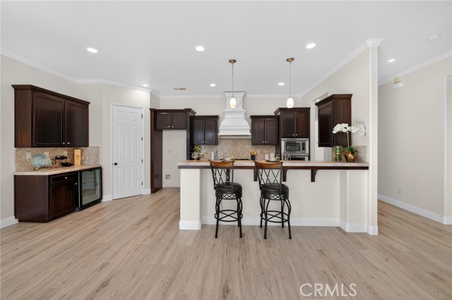 Detail Gallery Image 13 of 44 For 1563 E via Mirasol, Fresno,  CA 93730 - 4 Beds | 3 Baths