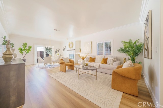 5807 Orange Place, Whittier CA: https://media.crmls.org/medias/e564a957-f889-4e42-b6bb-8edc0ede42ff.jpg