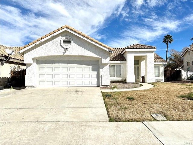 Detail Gallery Image 1 of 17 For 1215 Avenida Floribunda, San Jacinto,  CA 92583 - 3 Beds | 2 Baths