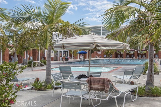 Detail Gallery Image 33 of 43 For 207 Avenida Majorca a,  Laguna Woods,  CA 92637 - 2 Beds | 2 Baths