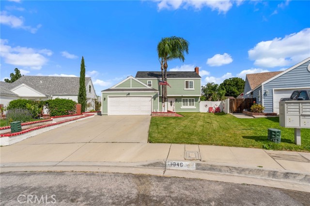 Detail Gallery Image 2 of 44 For 1949 Cottonwood, Colton,  CA 92324 - 3 Beds | 2/1 Baths