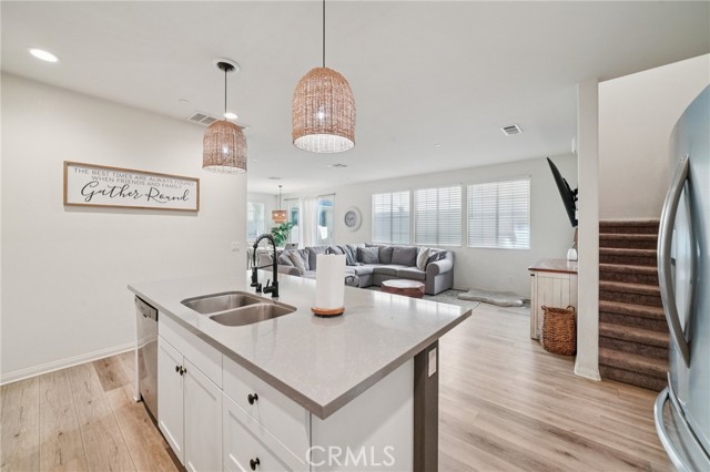 Detail Gallery Image 25 of 57 For 618 S Brampton Ln, Rialto,  CA 92376 - 4 Beds | 3 Baths