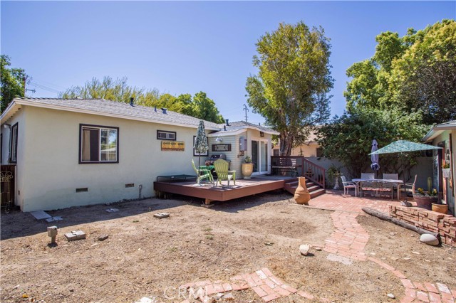 10321 Owensmouth Avenue, Chatsworth CA: https://media.crmls.org/medias/e567104b-0c9d-4420-8672-082723f877a6.jpg