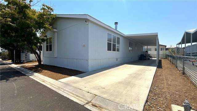 Detail Gallery Image 4 of 37 For 20843 Waalew Rd #C148,  Apple Valley,  CA 92307 - 4 Beds | 2 Baths