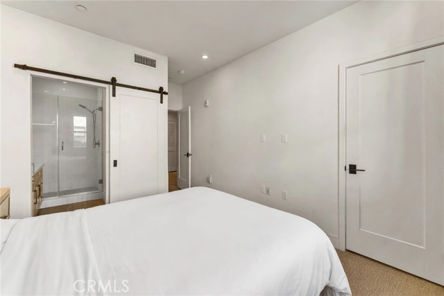 820 Mission photo 33