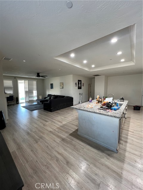 7262 Dayton Avenue, Hesperia CA: https://media.crmls.org/medias/e5682f59-7e38-4131-9a95-5c1d38a74cf1.jpg