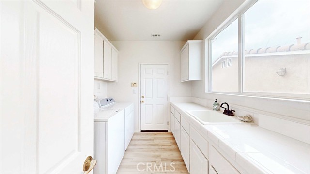 Detail Gallery Image 25 of 74 For 18563 Sunset Knoll, Riverside,  CA 92504 - 5 Beds | 4/1 Baths