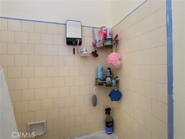 Detail Gallery Image 17 of 39 For 517 N Avon St, Burbank,  CA 91505 - 3 Beds | 1 Baths