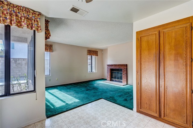 Detail Gallery Image 12 of 45 For 1922 Alta St, Redlands,  CA 92374 - 3 Beds | 2/1 Baths