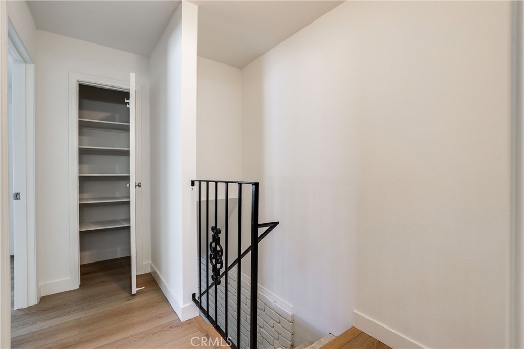 MLS #OC25275166 image #7