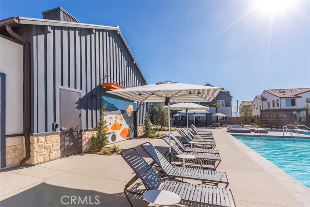4165 S. WINWOOD PASEO S, Ontario CA: https://media.crmls.org/medias/e56c302b-7f4e-4135-8a8d-314eac4afc20.jpg