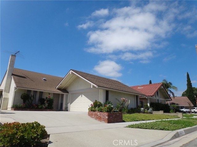 13414 Naoma Ln, Cerritos, CA 90703