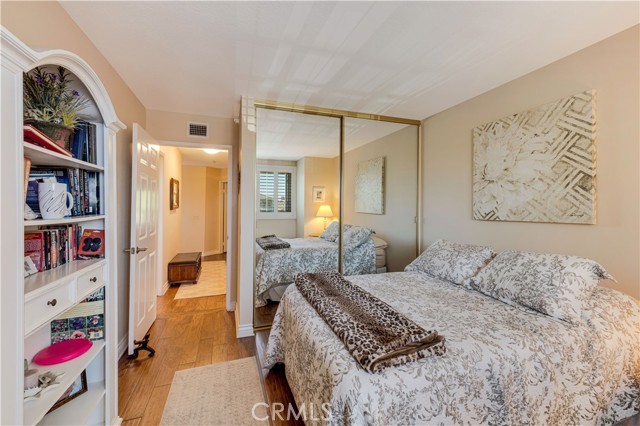 685 Vista Coto Verde, Camarillo CA: https://media.crmls.org/medias/e56d03a2-8284-47cd-acb6-a54cc87f381e.jpg