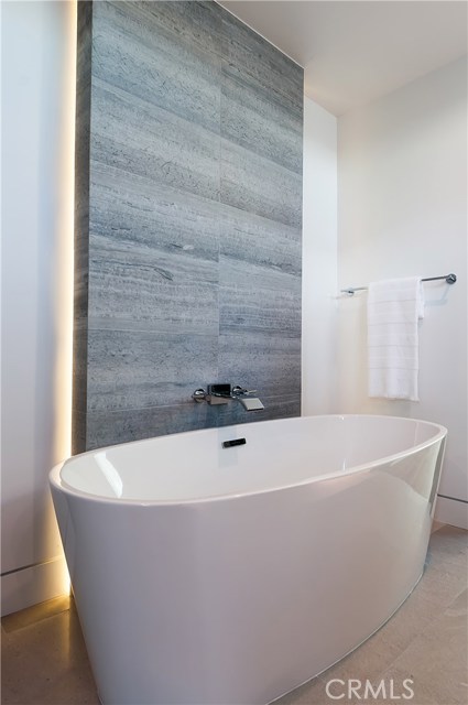 1635 Palm Drive, Hermosa Beach, California 90254, 4 Bedrooms Bedrooms, ,3 BathroomsBathrooms,Residential,Sold,Palm,SB17135203