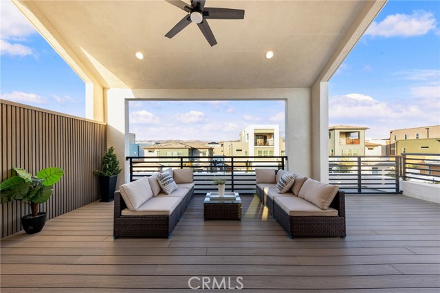 241 Abacus, Irvine CA: https://media.crmls.org/medias/e56d36de-af22-4afd-b678-e097e804eed9.jpg