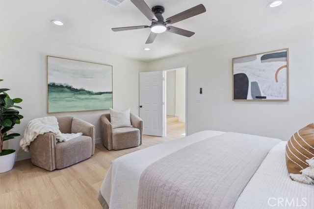 147 E 67th Way, Long Beach CA: https://media.crmls.org/medias/e56d48fa-cab5-43ab-85f5-161f65437f15.jpg