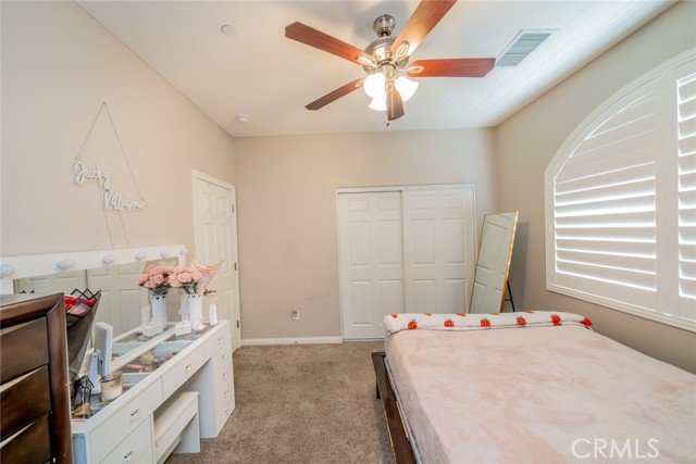 13546 Rincon Road, Apple Valley CA: https://media.crmls.org/medias/e56dbae5-06a8-47d2-b394-235111245382.jpg