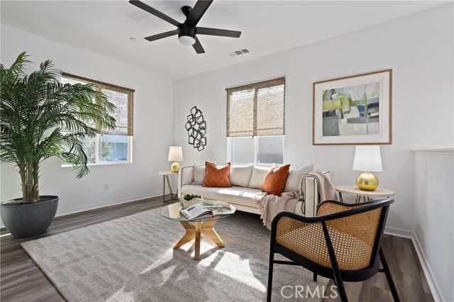 403 Aura Drive, Costa Mesa CA: https://media.crmls.org/medias/e56df05c-384b-4ed8-b114-1b154190bc77.jpg