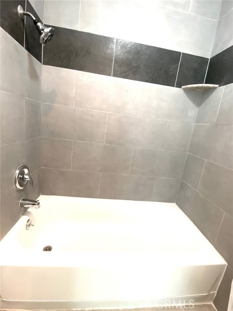 Detail Gallery Image 26 of 46 For 1582 Mitchell, Tustin,  CA 92780 - 2 Beds | 2/1 Baths