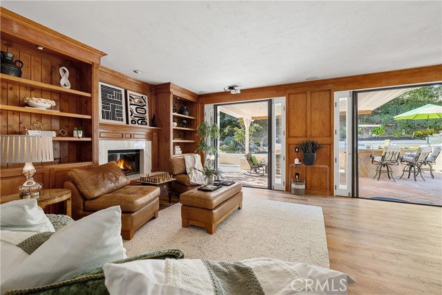 Detail Gallery Image 10 of 44 For 24587 Lola, Newhall,  CA 91321 - 5 Beds | 3 Baths