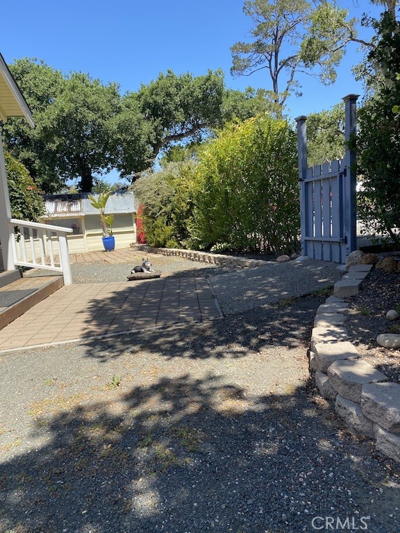 Detail Gallery Image 5 of 9 For 2501 Wilcombe Dr, Cambria,  CA 93428 - 4 Beds | 3/1 Baths