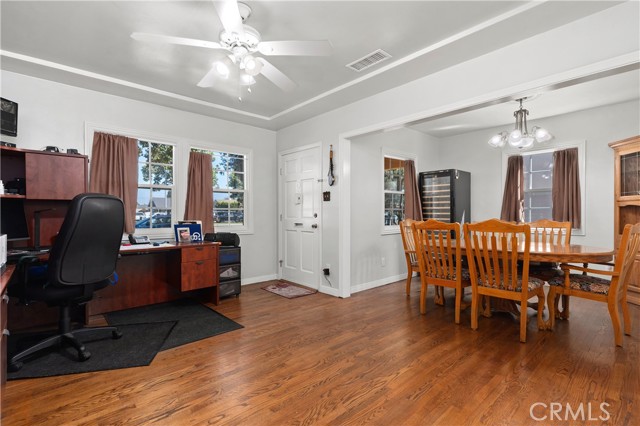 Detail Gallery Image 6 of 36 For 5919 Bellflower Bld, Lakewood,  CA 90713 - 3 Beds | 2 Baths