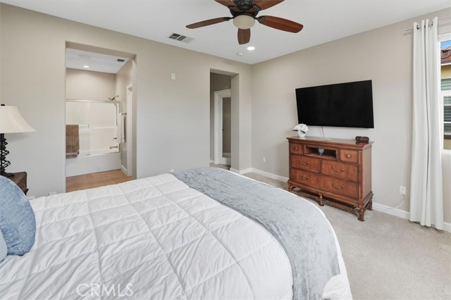 Detail Gallery Image 20 of 58 For 28771 Calle De La Paz, Valencia,  CA 91354 - 3 Beds | 2/1 Baths