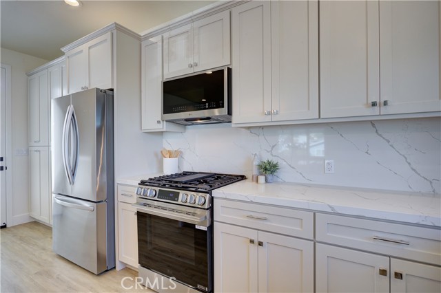Detail Gallery Image 11 of 60 For 256 N 7th Street, Grover Beach,  CA 93433 - 4 Beds | 2/1 Baths