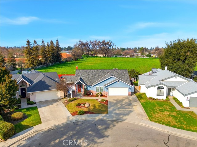 Detail Gallery Image 7 of 49 For 5028 W Hillsdale, Visalia,  CA 93291 - 3 Beds | 1/1 Baths