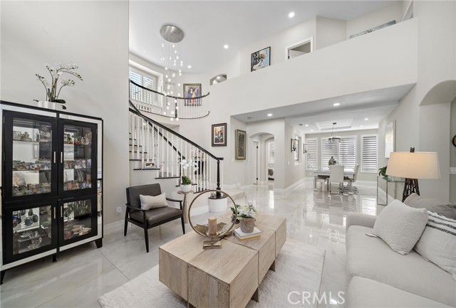 Detail Gallery Image 9 of 56 For 7135 Ashley Dr, Huntington Beach,  CA 92648 - 5 Beds | 3 Baths