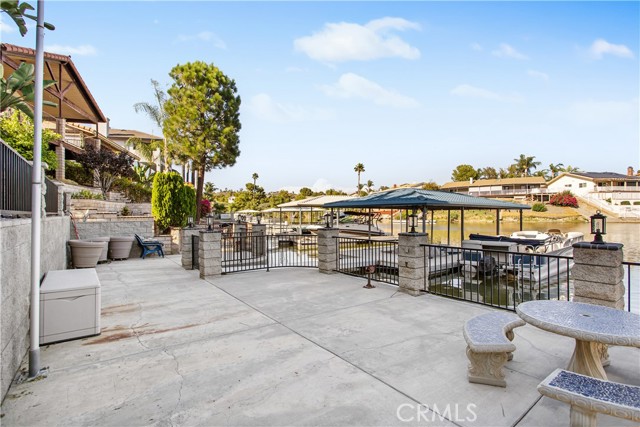 Detail Gallery Image 2 of 56 For 30248 White Wake, Canyon Lake,  CA 92587 - 3 Beds | 2/1 Baths