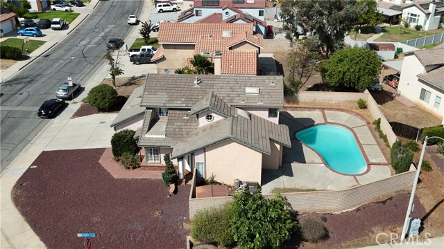 12438 Brewster Drive, Moreno Valley CA: https://media.crmls.org/medias/e5720d53-0db5-4a3f-877f-a7c56bed3bc8.jpg