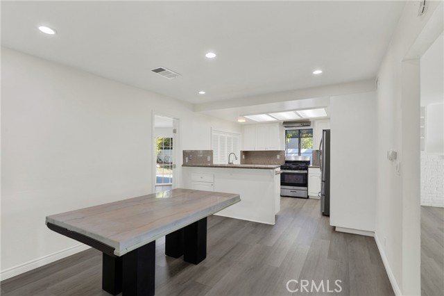 Detail Gallery Image 7 of 25 For 23561 Duryea Dr, Lake Forest,  CA 92630 - 5 Beds | 3 Baths