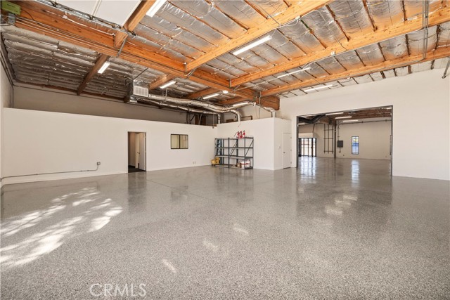 38559 6th Street East, Palmdale, California 93550, ,Commercial Sale,For Sale,6th Street East,SR25041220