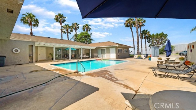 3700 Quartz Canyon Road, Jurupa Valley CA: https://media.crmls.org/medias/e5735c82-ca51-4f10-b5c6-d60000df0bd4.jpg