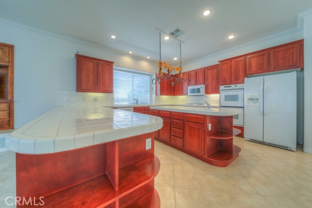 42133 Wagon Wheel Lane, Murrieta CA: https://media.crmls.org/medias/e5751d3e-94be-44f1-ad67-740d4bcac861.jpg