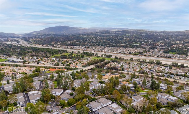 Image 31 of 42 For 6567 Woodburn Lane 7