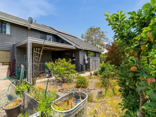1750 La Luna Court, San Luis Obispo CA: https://media.crmls.org/medias/e577095a-cbc7-497a-a5c6-ebc8901dda34.jpg
