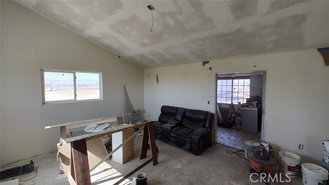 Image 2 of 6 For 10855 Avenue M