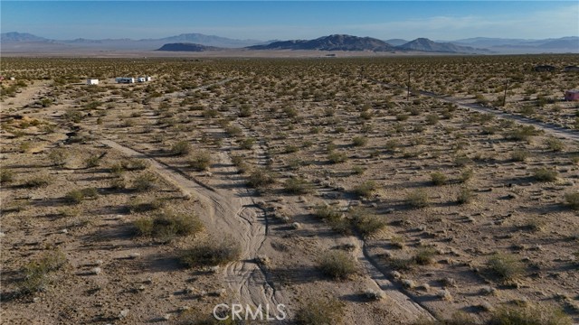 Detail Gallery Image 5 of 6 For 747 Joshua Tree Rd, Johnson Valley,  CA 92285 - – Beds | – Baths